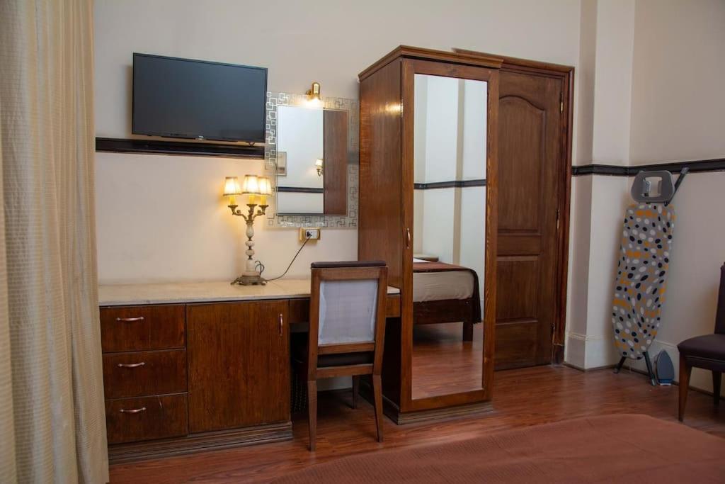 Apartment Elegant 2br In Downtown - Mint 4 *