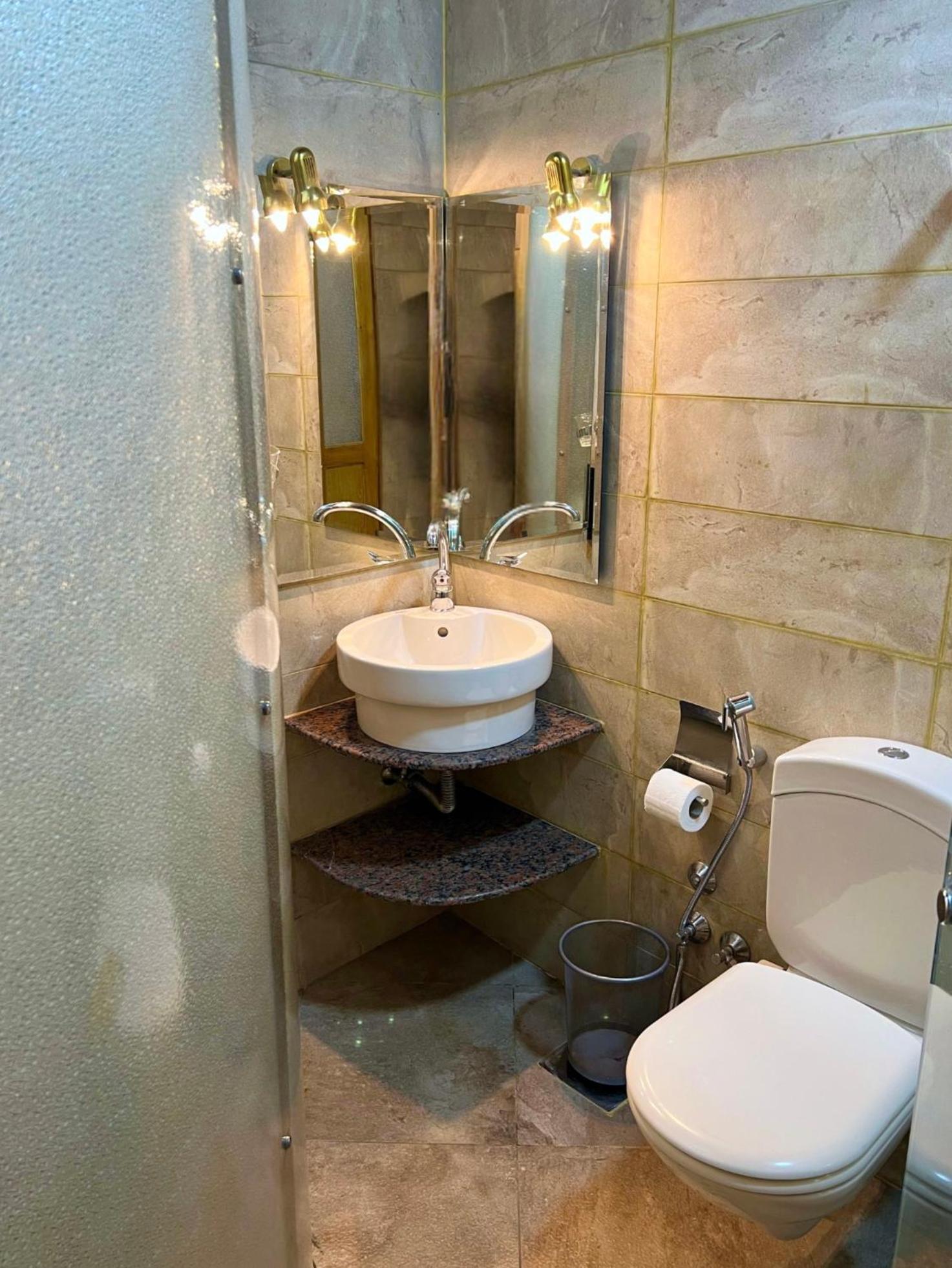 Apartment Elegant 2br In Downtown - Mint 4 *